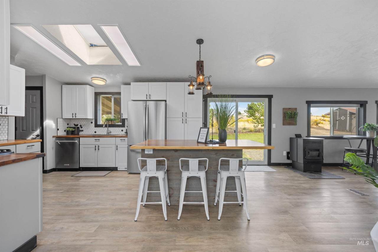 5890 El Paso Road - Photo 1