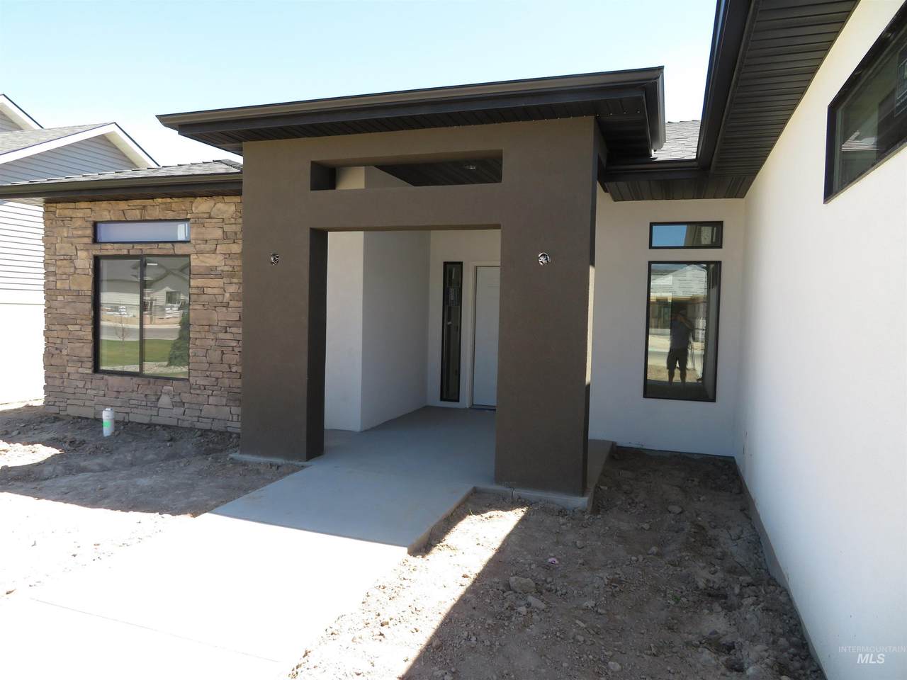 1011 Gem Ave - Photo 1