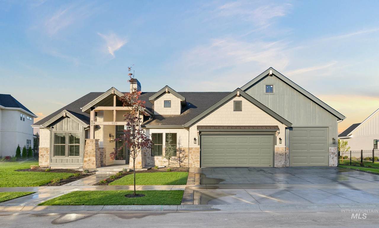 935 S Ranch House Way - Photo 1