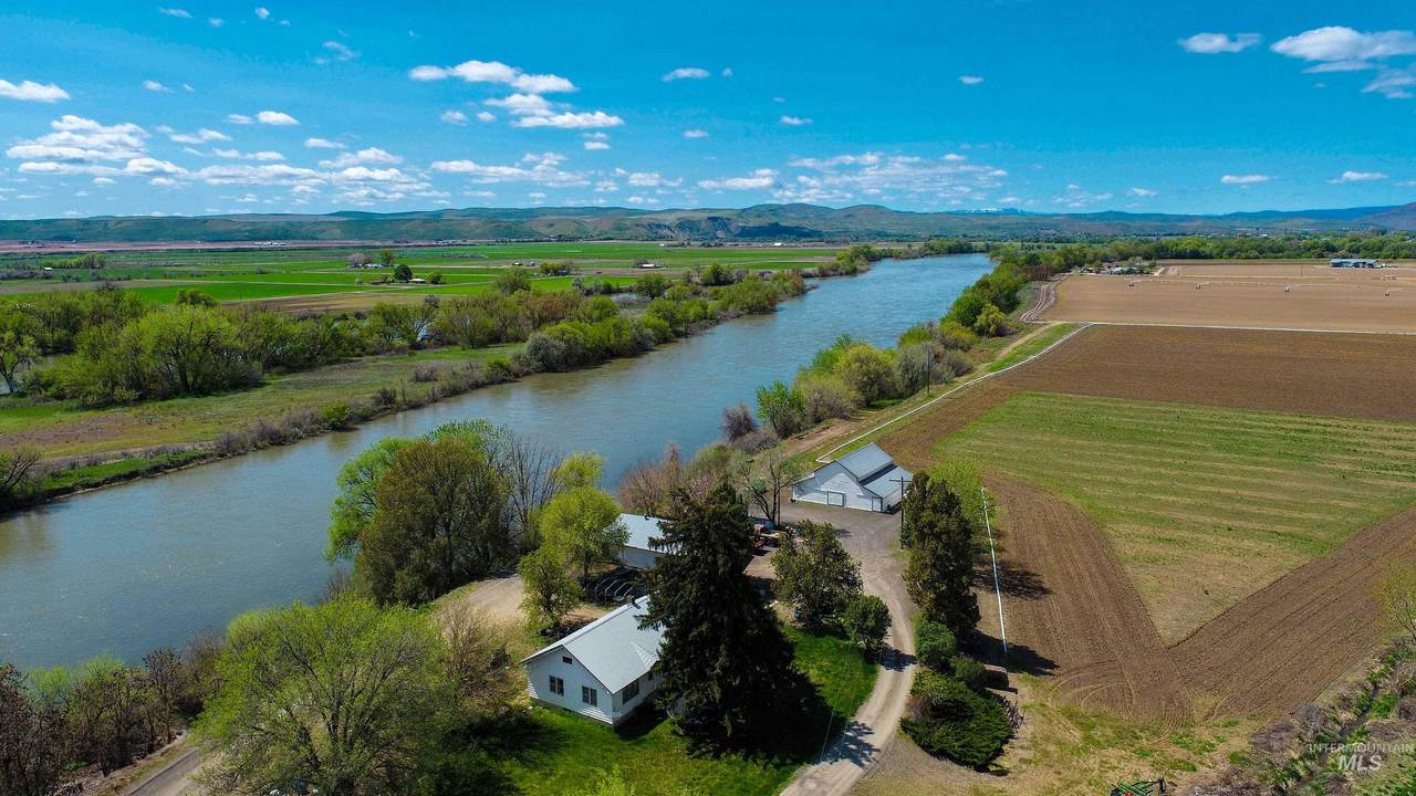 1199 County Rd 70 - Photo 1