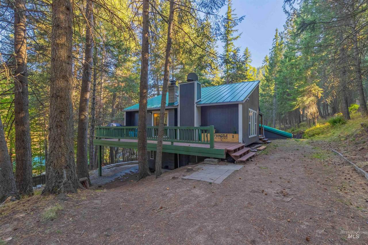 20235 Valley View Dr - Photo 1
