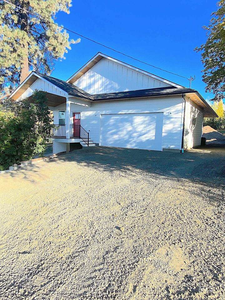 445 Willow St - Photo 1