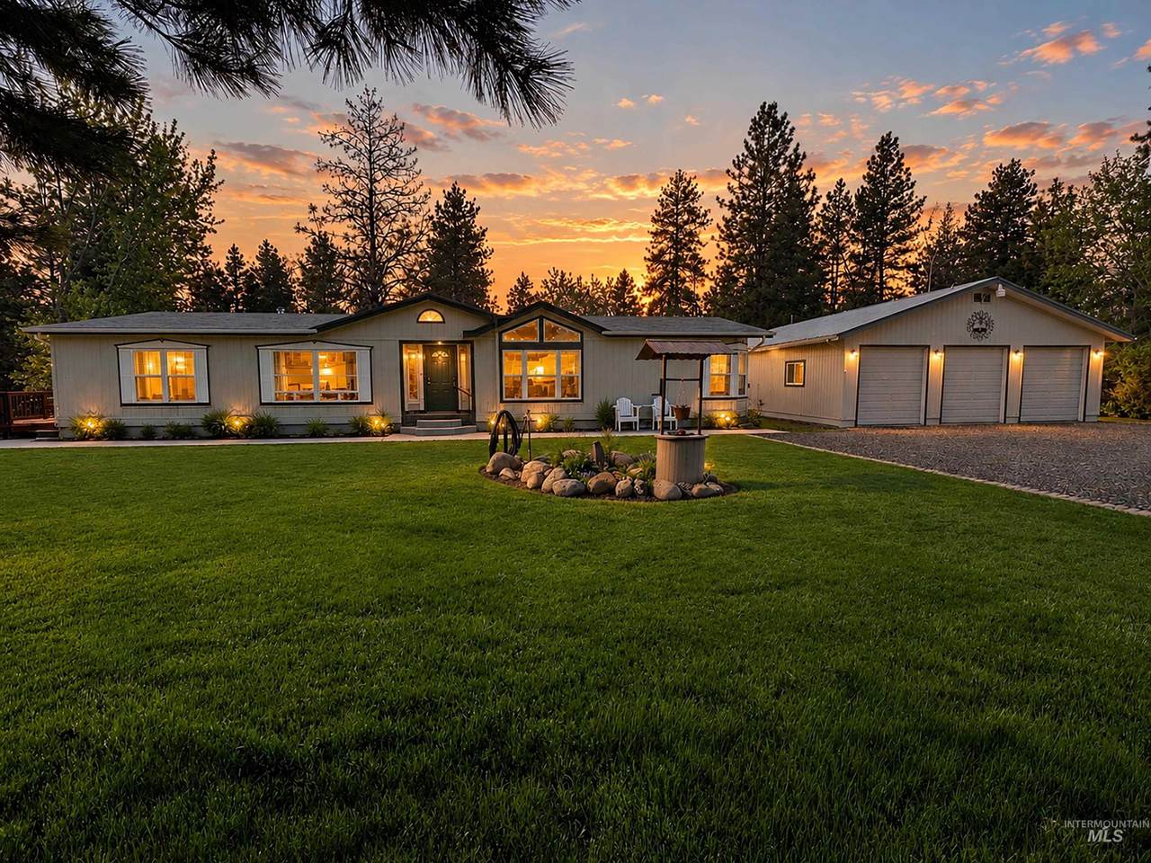 3496 Ward Rd - Photo 1