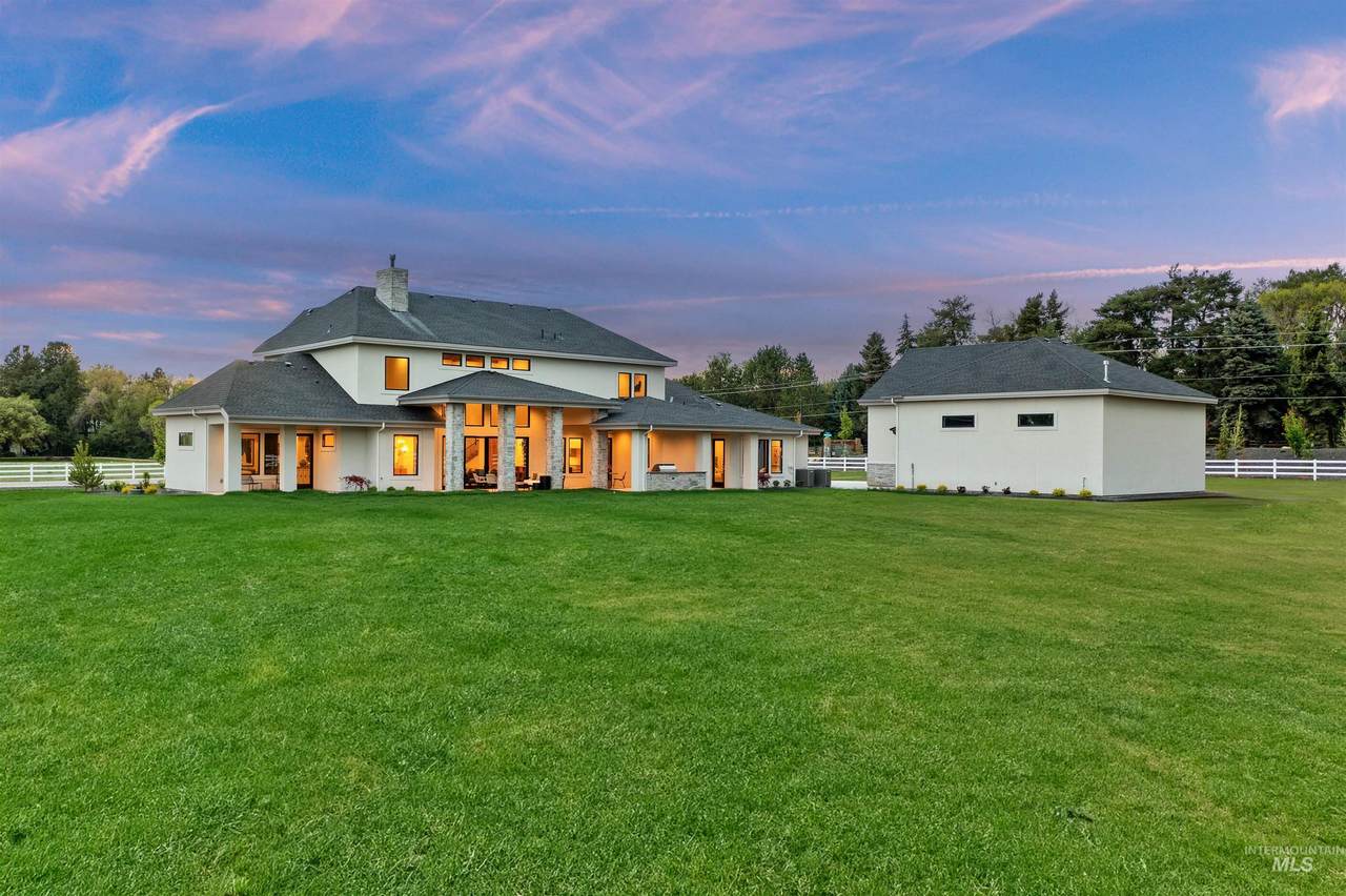 2756 Pescara Ln - Photo 1