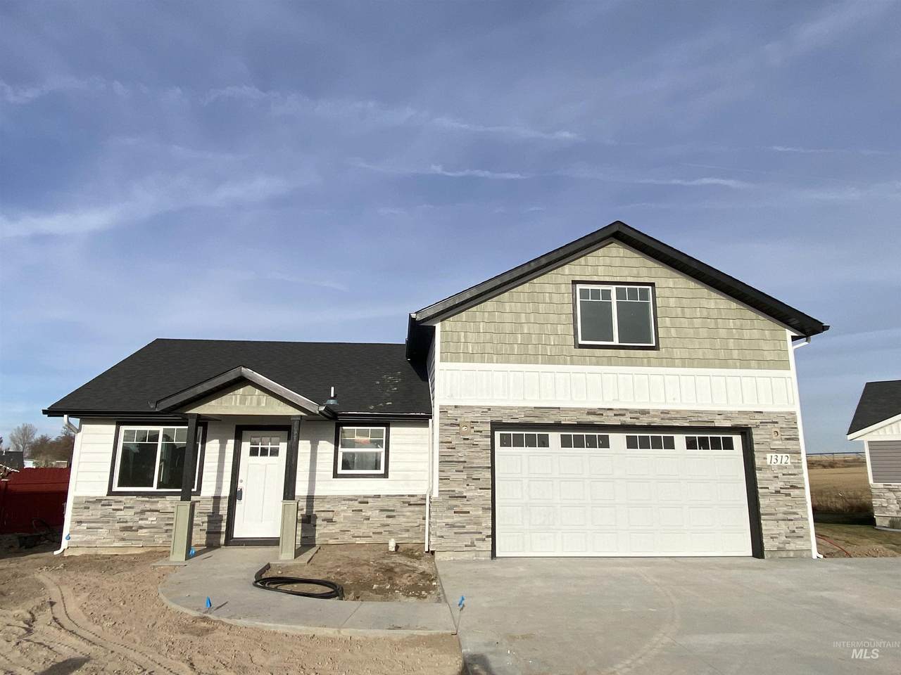 1312 Kyla Court - Photo 1