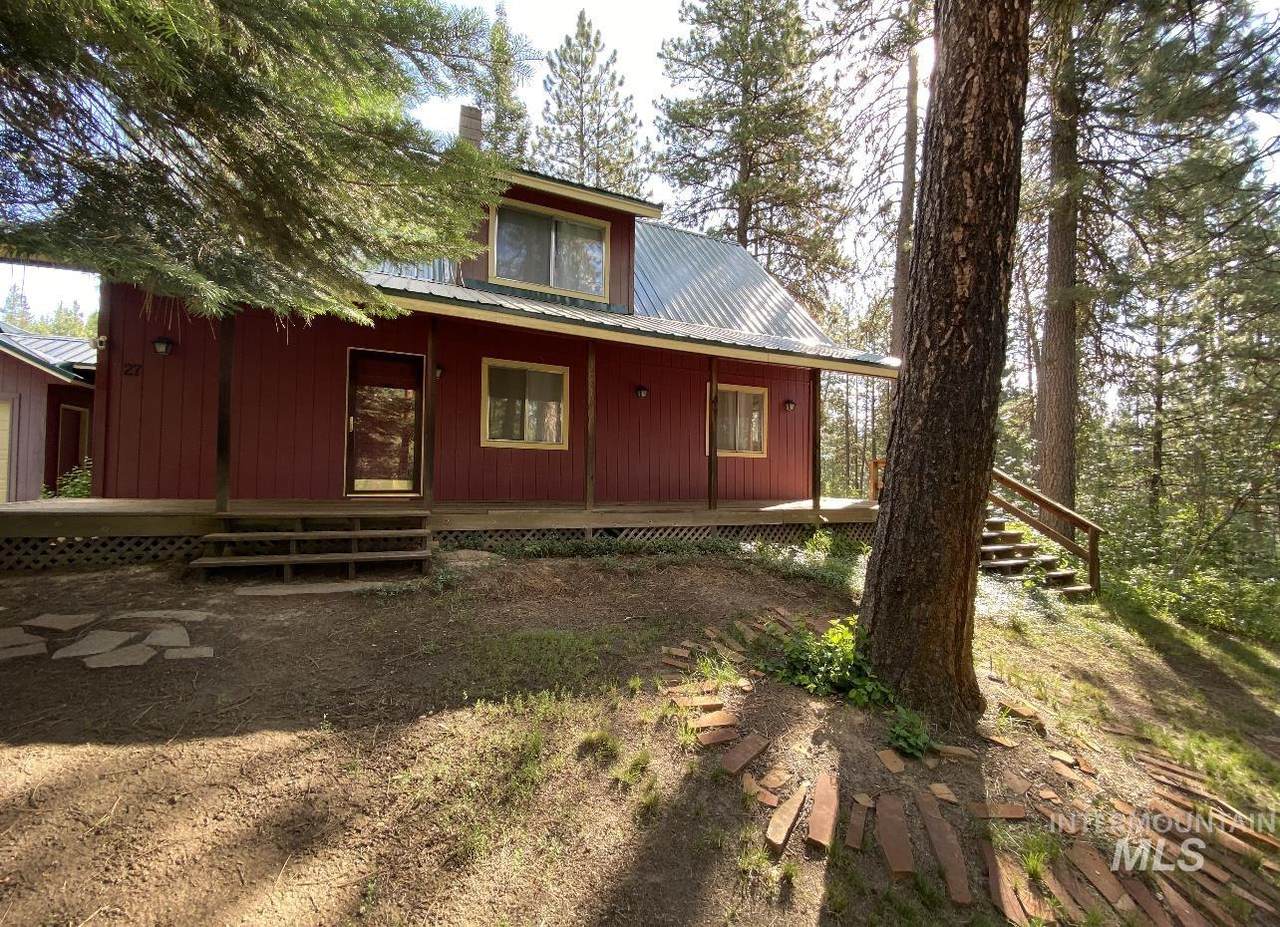 27 Kenneths Way - Photo 1