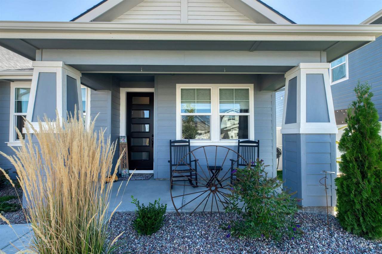 11913 Piazza St - Photo 1