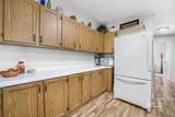 214 800 E - Photo 12