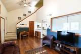 1607 Davis - Photo 4