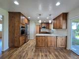 2425 Laurel Dr. - Photo 2