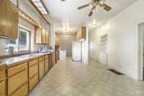 3278 3700 N - Photo 26