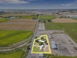 3278 3700 N - Photo 6