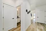 8151 Breezy Ave - Photo 11