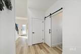 8151 Breezy Ave - Photo 32