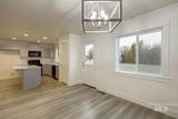 1540 Castle Way - Photo 15