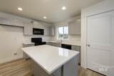 1540 Castle Way - Photo 18