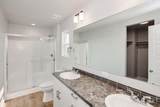2029 Thunderbolt St - Photo 18