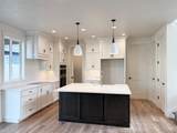 1400 Caravan St - Photo 11