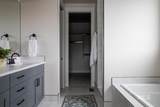 18293 Pine Grove Ave - Photo 14
