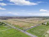 3531 4016 N - Photo 15