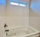 1633 Hunter Lane - Photo 19