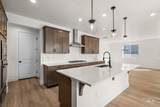 664 Lockhart St - Photo 14