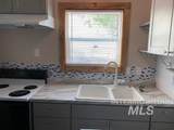 1106 Borah St - Photo 4