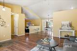 8202 Waterlily Ave - Photo 8
