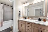 1642 Banff St - Photo 24