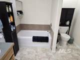 318 15th - Photo 15