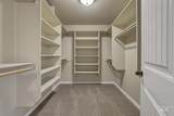 1021 Ballard Ln - Photo 19