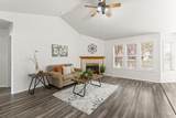 10703 Stonecrop Ct - Photo 4