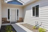 2062 Pine Ave - Photo 2