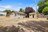 218 E Ave G - Photo 18