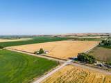 8100 Hillview Rd - Photo 2