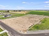 2271 E 4195 N - Photo 4