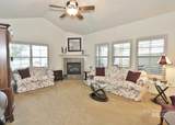 2834 Cloverdale Rd - Photo 8