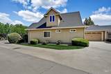 641 Archstone - Photo 27