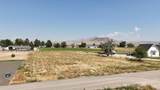 410 Skyview Ln - Photo 1