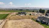 410 Skyview Ln - Photo 18