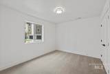 1747 Rock View Ln - Photo 5