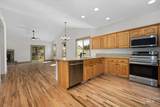 2564 Whitetail - Photo 12