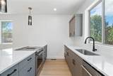 1727 Rock View Ln - Photo 19