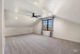 270 N Lincoln St - Photo 25