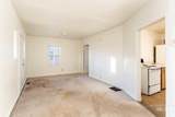 319 Jackson St - Photo 4