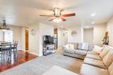 840 Kinghorn Dr - Photo 12