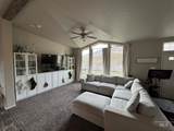 986 Parade Ave - Photo 2