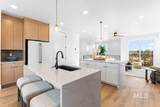 411 Lombard Ln - Photo 5