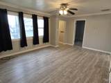 1030 Everett Ave - Photo 2
