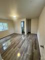 425 Mesquite - Photo 18